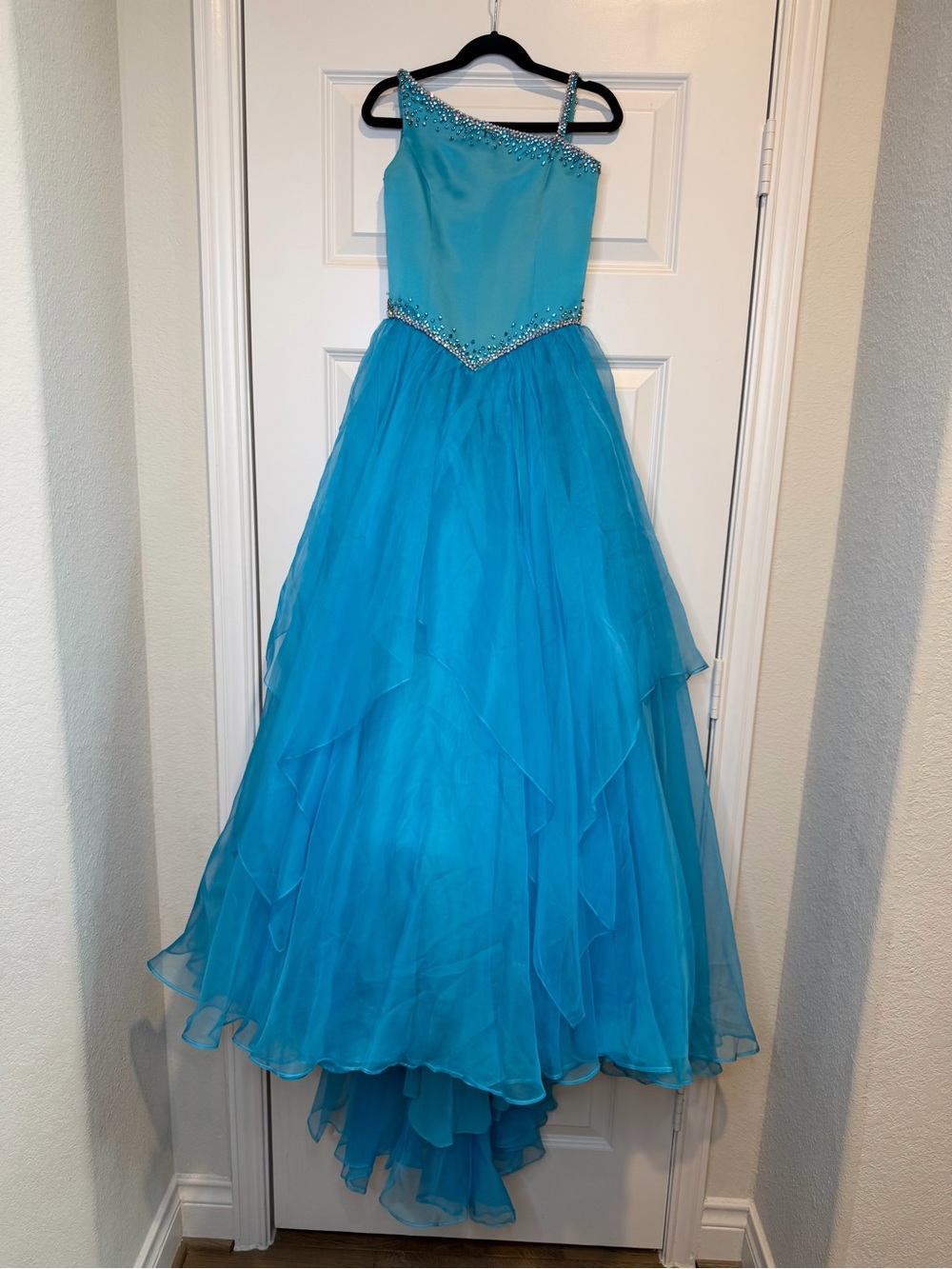 Jovani Girls Gown Size 8/9
